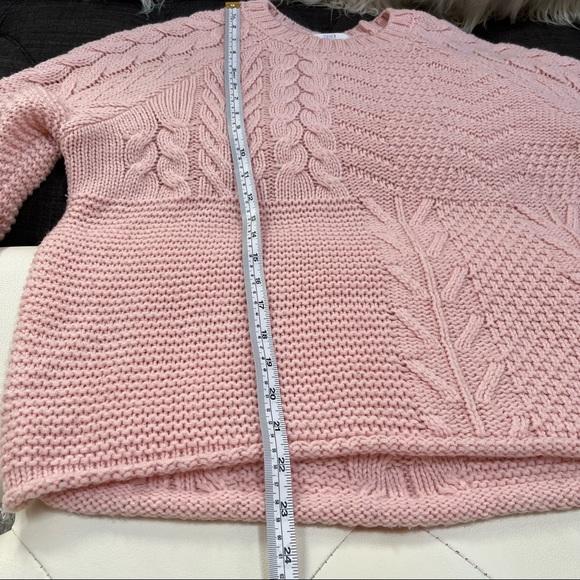 Time and Tru sweater - Picture 7 of 13